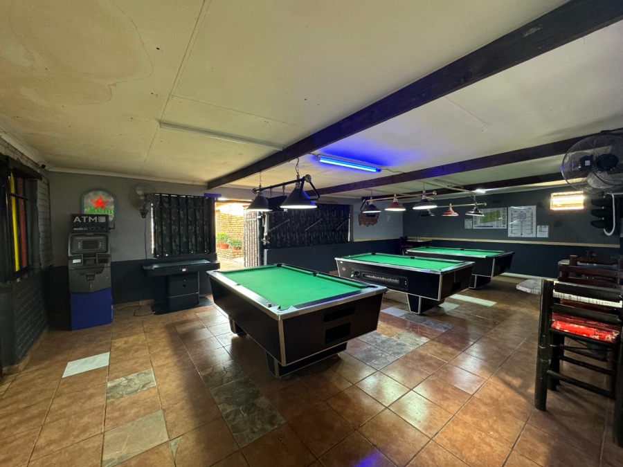 Commercial Property for Sale in Hartbeespoort Rural North West